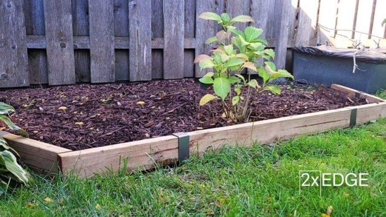 how to make mulch bed